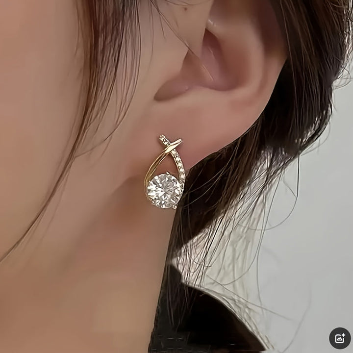 小夜 — ゴールドクロス × ジルコニア スタッドピアス