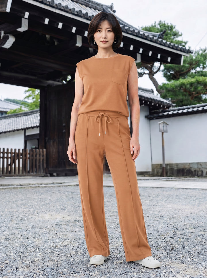 colour:Apricot