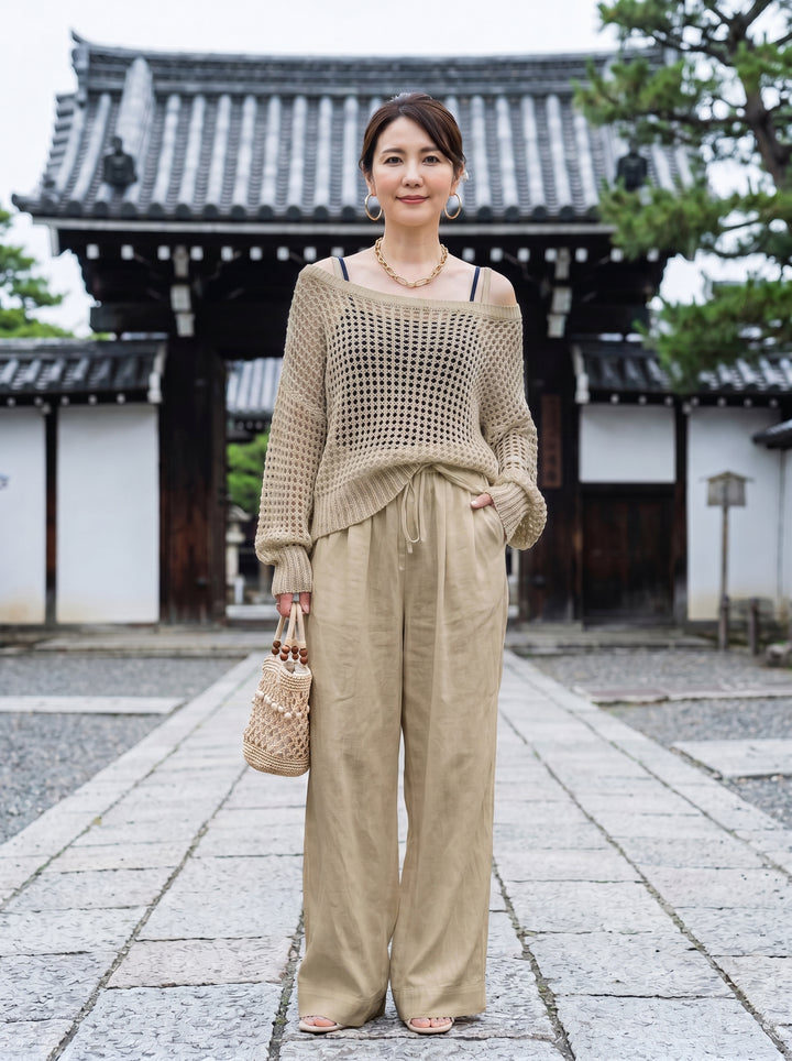 colour:Khaki