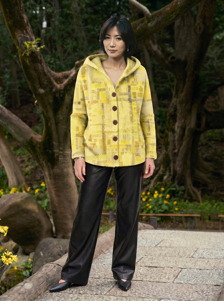 colour:Light Yellow