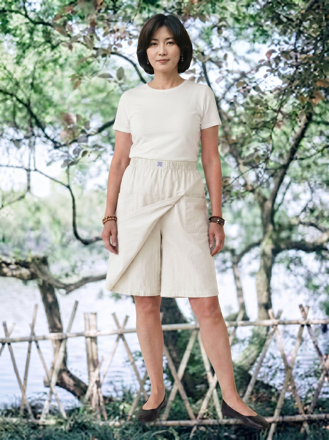 colour:Off White