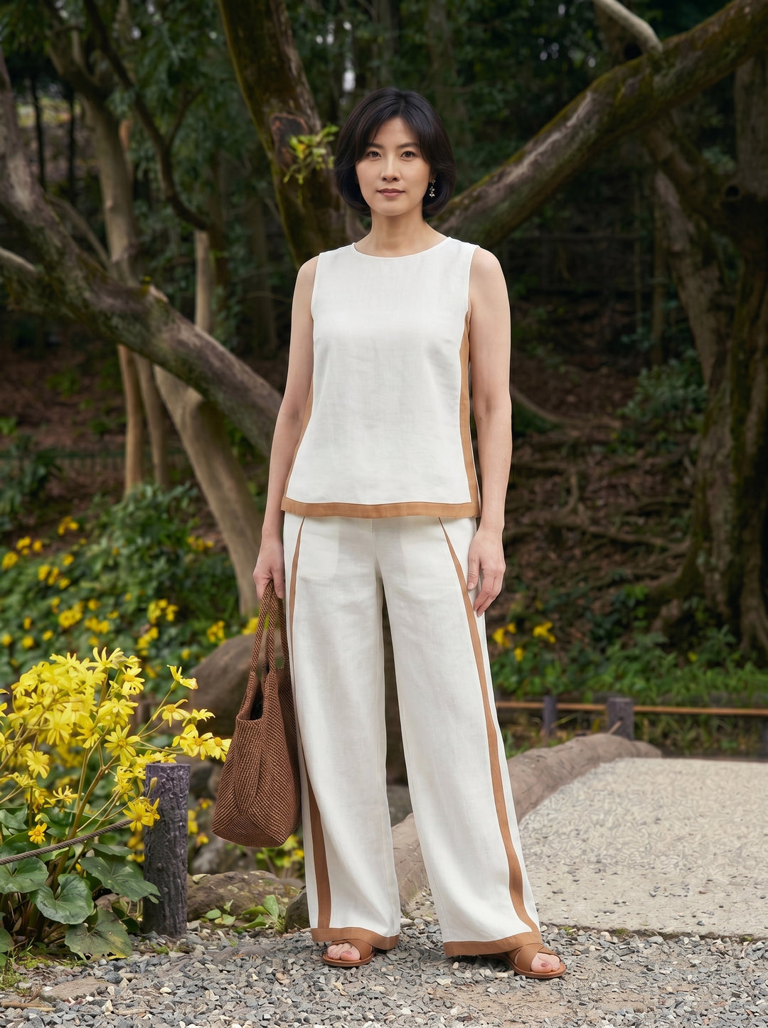 colour:White
