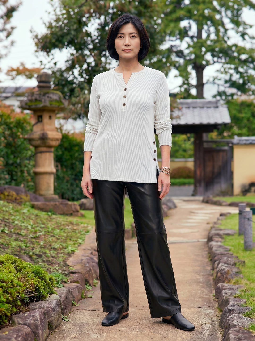 colour:White