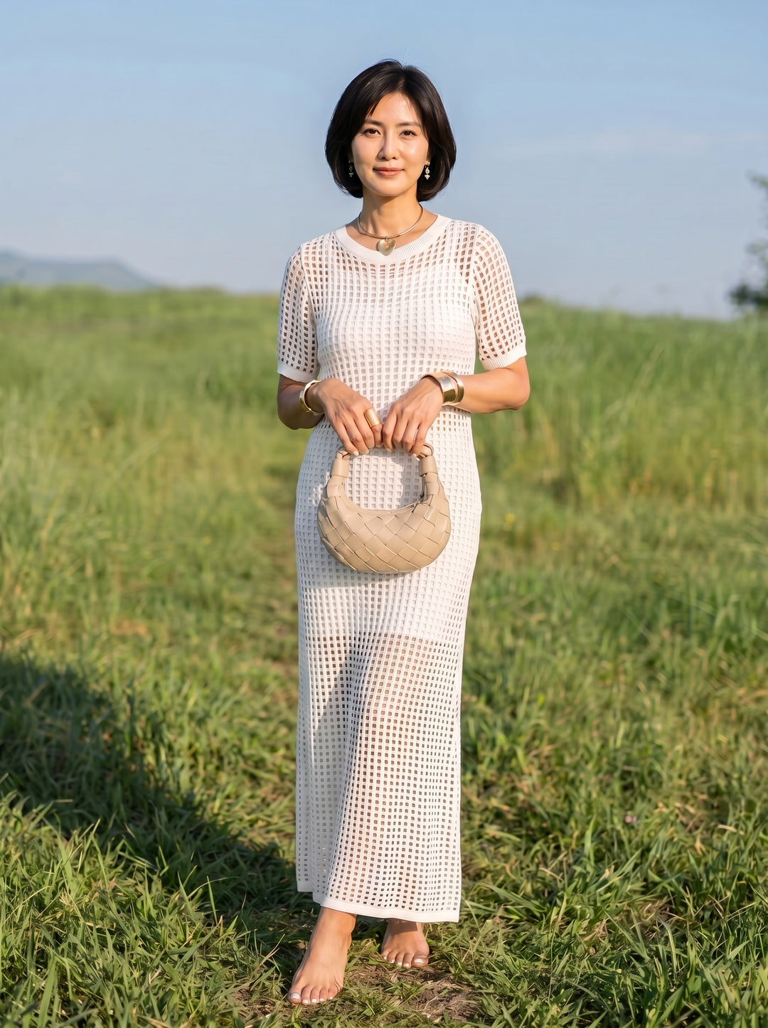 colour:White